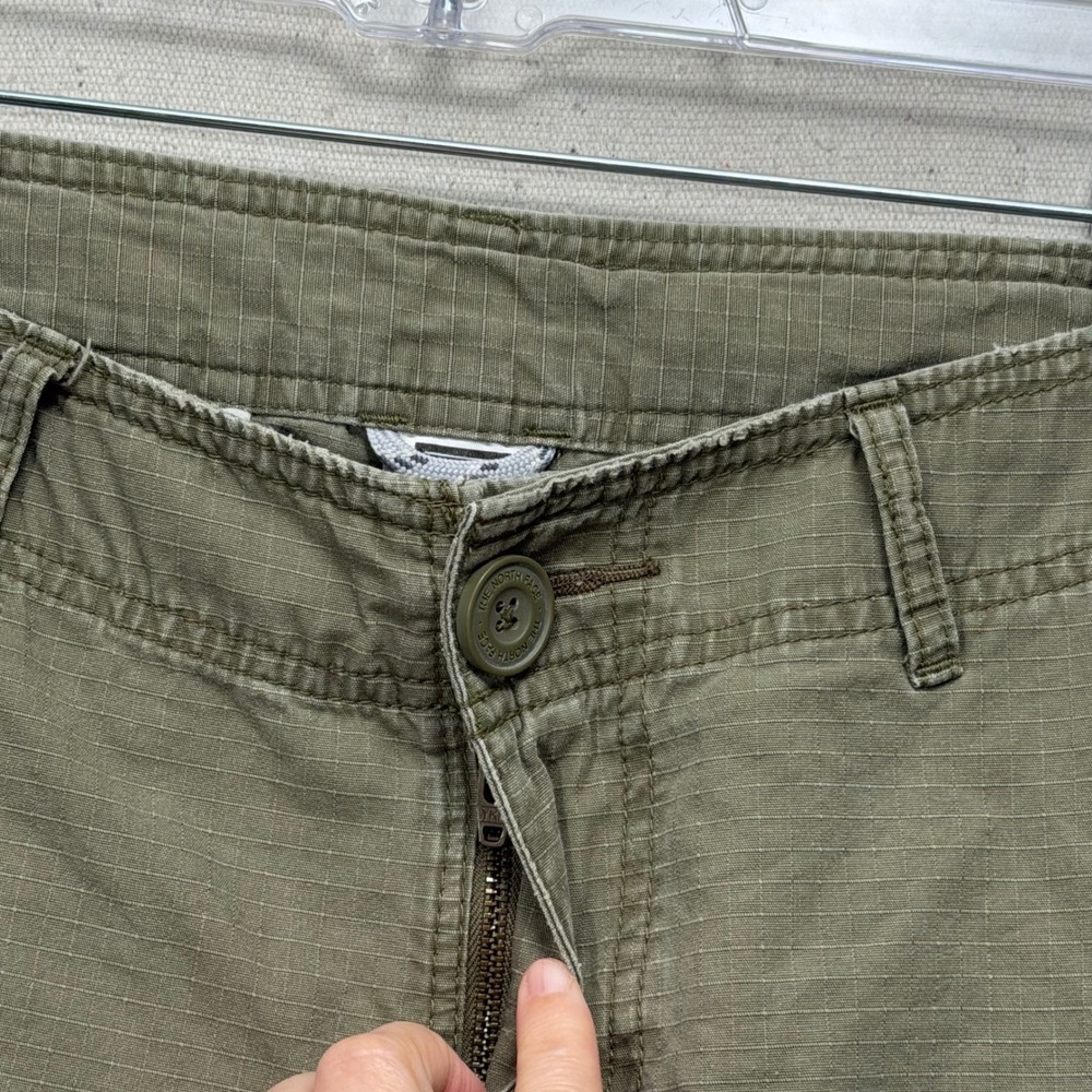 The North Face Hiking Shorts Womens 10 Olive Green Cargo Ripstop A Series AH1S - Picture 3 of 11